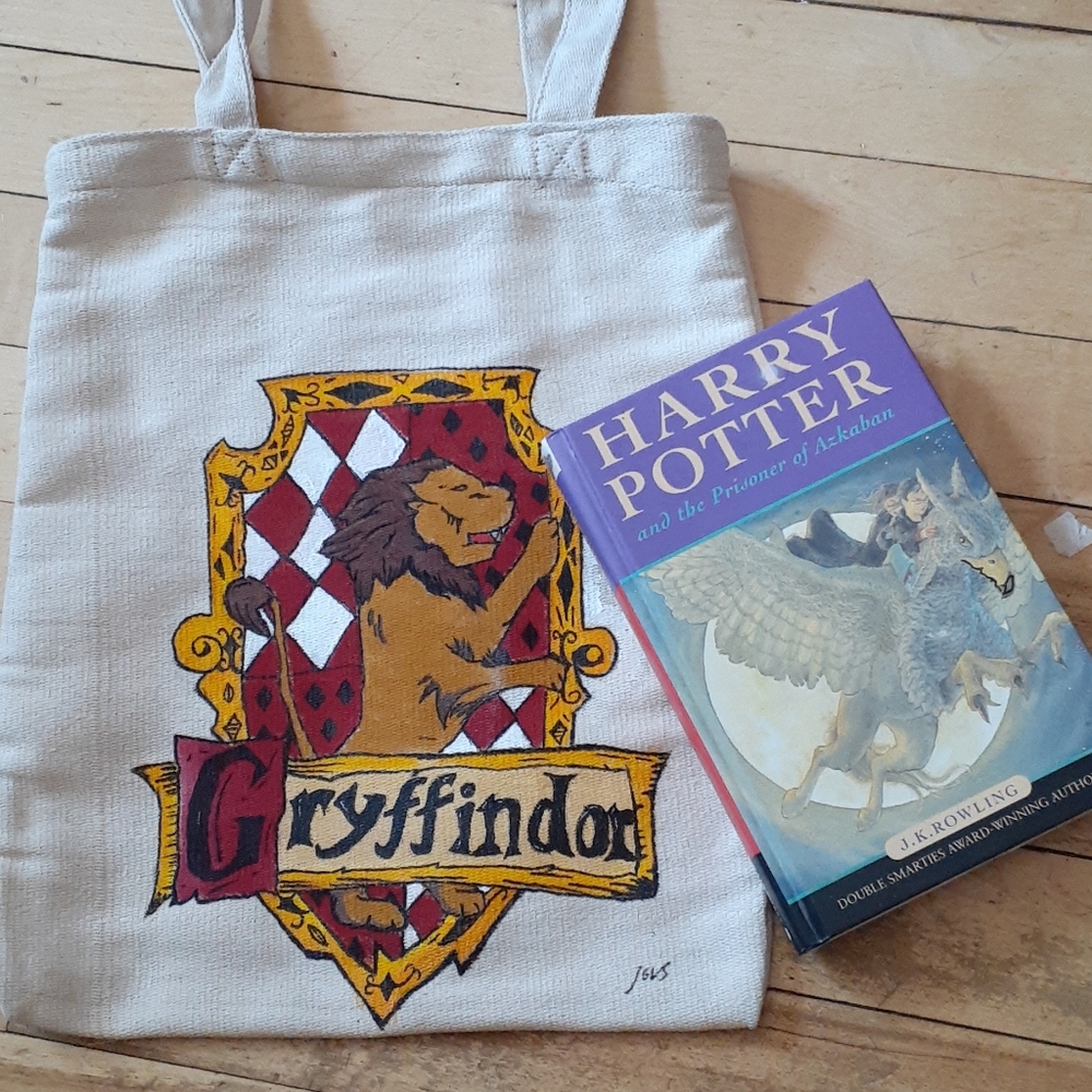 Customized tote bags